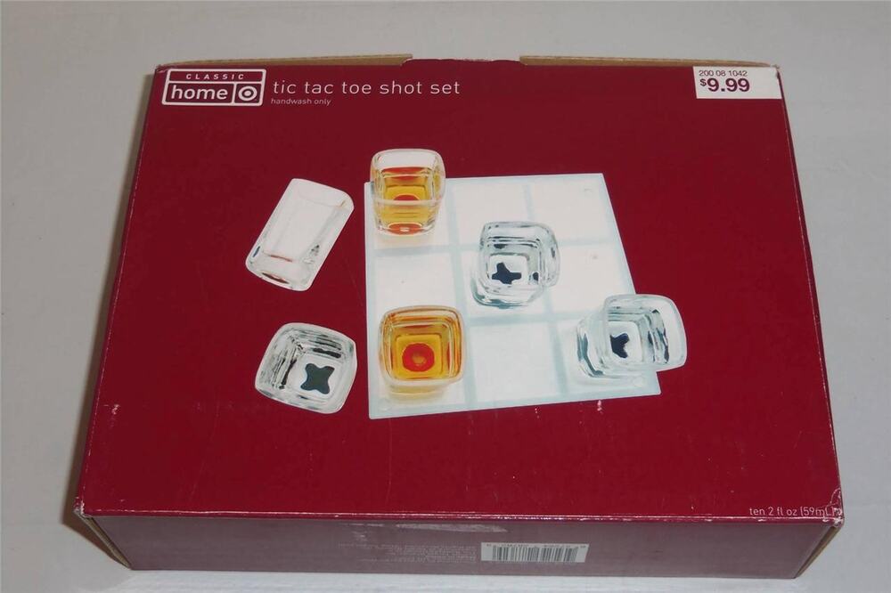 NIB Tic Tac Toe Drinking Game Shot Glass Set Classic Home -0214T03